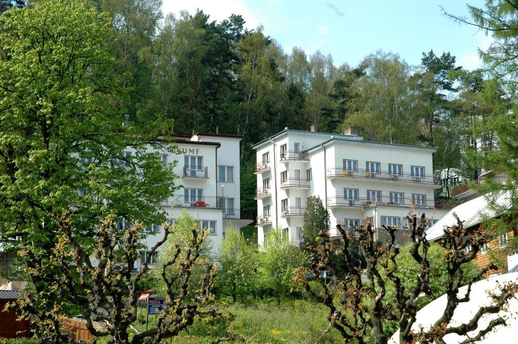 Domy Wczasowe Tryumfy Acomodação com café da manhã Krynica Zdroj Exterior foto